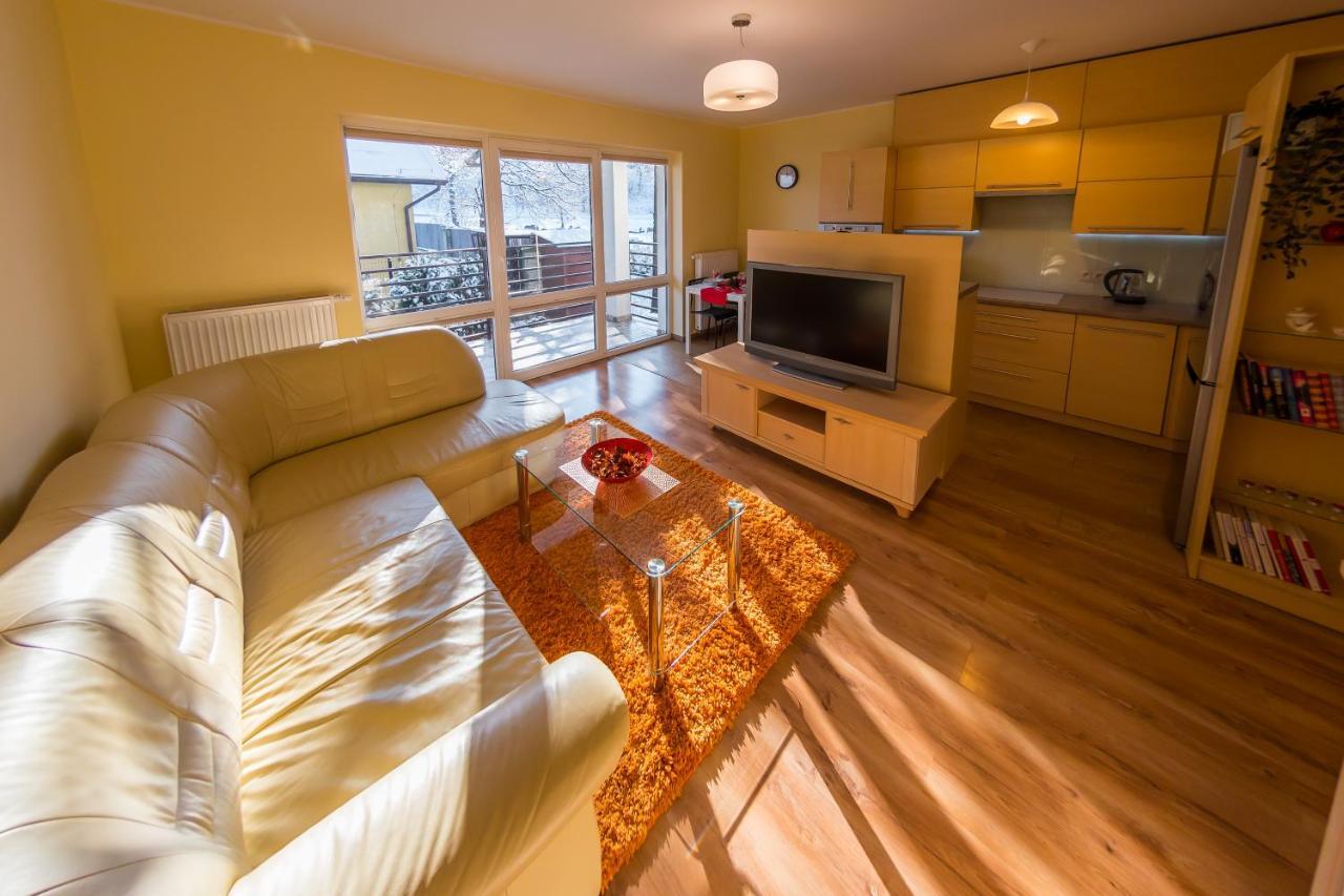 Komfortowy Apartament W Centrum Ustronia Exteriér fotografie