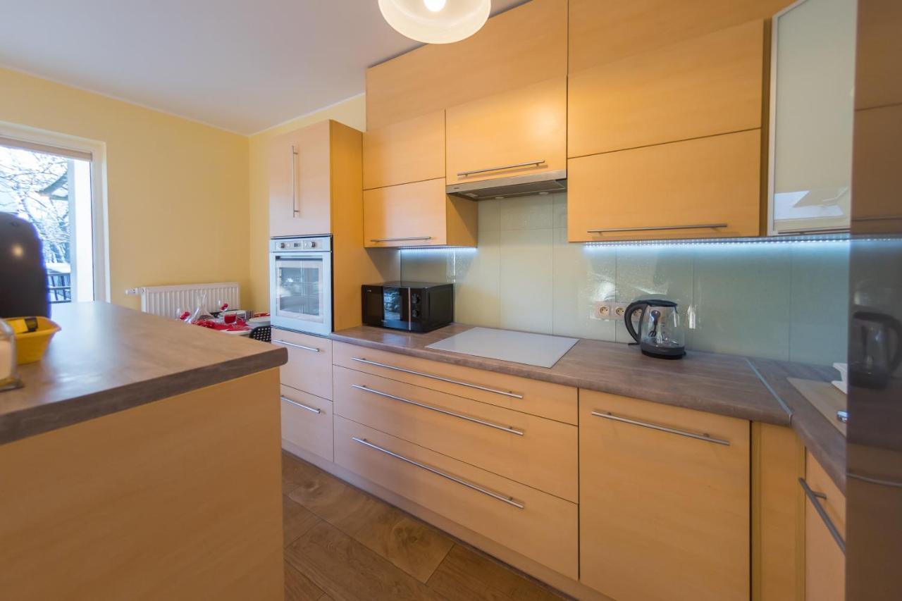 Komfortowy Apartament W Centrum Ustronia Exteriér fotografie
