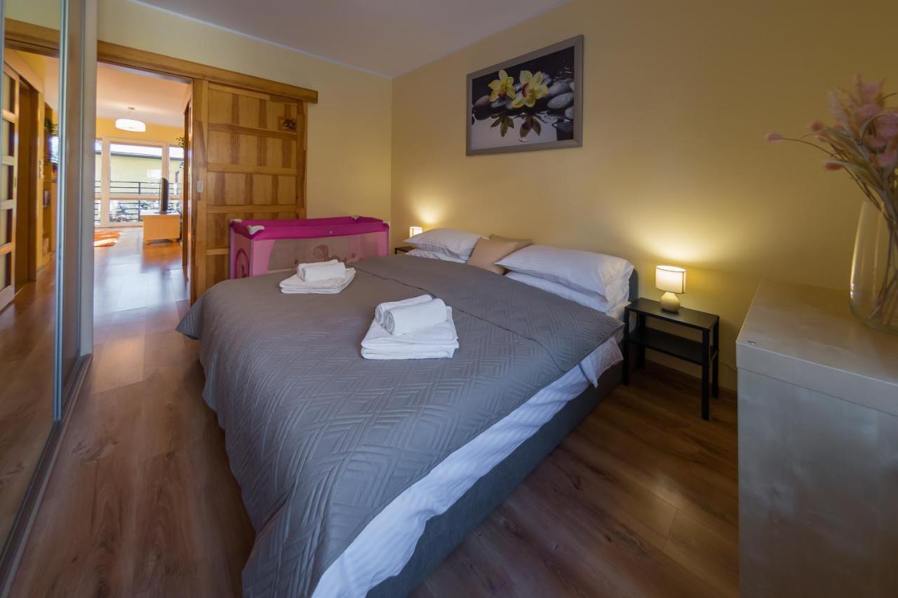 Komfortowy Apartament W Centrum Ustronia Exteriér fotografie